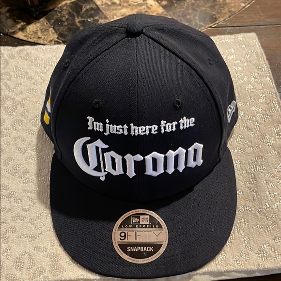 New Era Corona Navy Snapback Hat - Picture 1 of 6